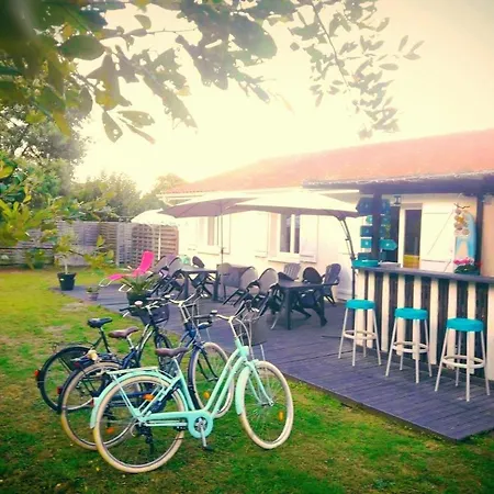 Homestay Entrelac&Ocean1 - Chambre D'Hotes Chez L'Habitant, Entree Et Terrasse Privee- Cyclotouristes Bienvenue